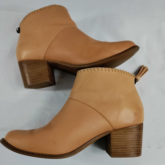 Toms Tassel Back Zip Soft Leather Stacked Heel Ankle Boot Tan Women's Size 10 - Picture 12 of 16